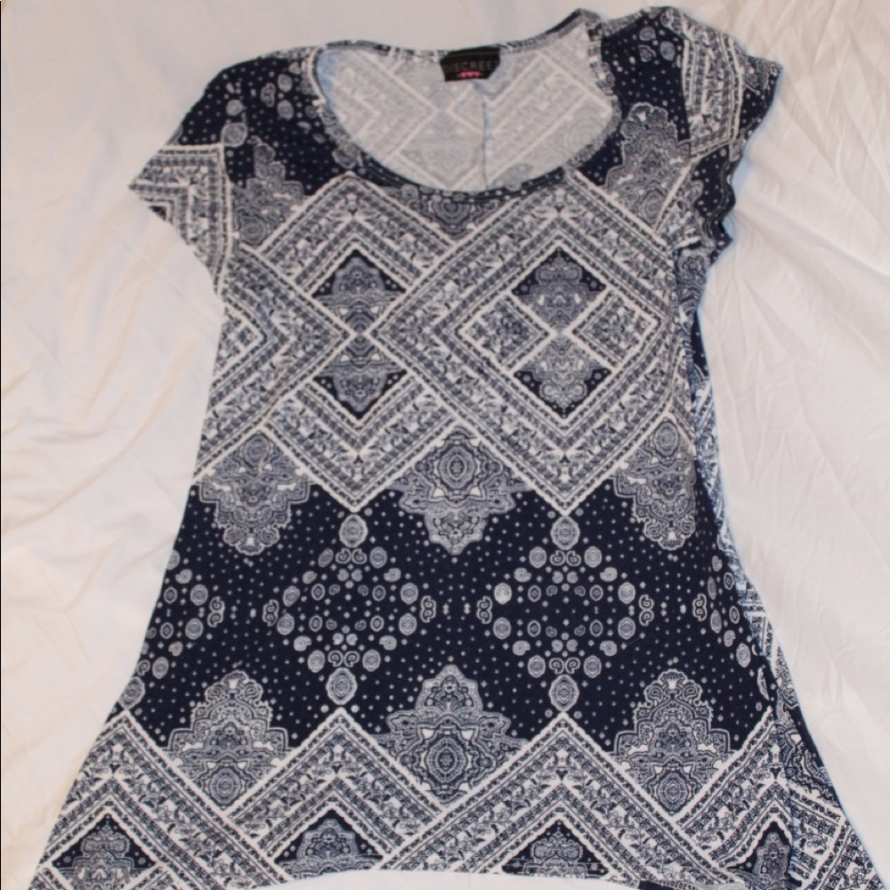 Blue & White top